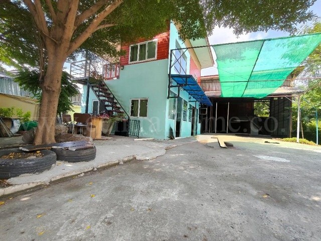 ที่ดิน เนื้อที่รวม 15-0-12.6 ไร่ ตำบลโคกสลุง อำเภอพัฒนานิคม จังหวัดลพบุรี