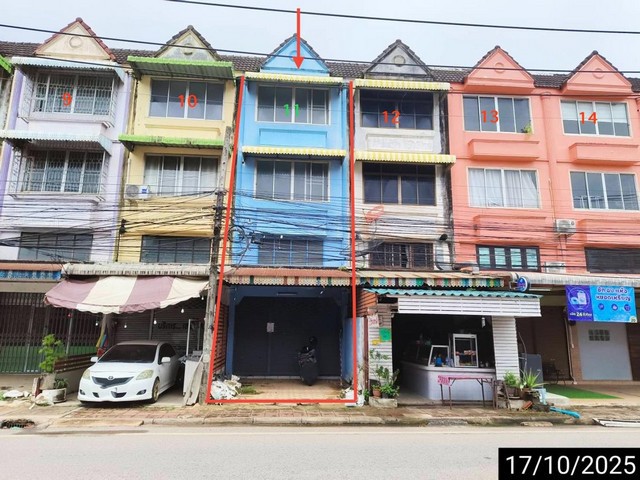 บ้าน ขายบ้านเดี่ยวใหม่ 2 ชั้น ติด ถ.ราชพฤกษ์-ปทุมธานี 50.30 ตร.ว. 4 น 4 น้ำ 2 จอดรถ ราคา 6.69 ล้านบาท ใกล้กับ ้ห้างแมคโคร ปทุมธานี 6690000 thb พ.ท. 50 ตรว. พร้อมเข้าอยู่ เป็นบ้านพักหลังใหญ่ ที่ตั้งอยู่ในผังเมืองสีชมพู (เขตชุมชน: มั่นใจได้ว่า ไม่มีกล