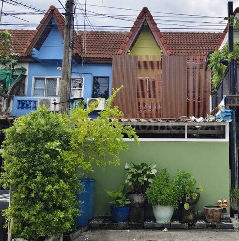 ขาย อพาร์ทเมนท์ 9 ชั้น รัชดา1-7MRT พระรามเก้า 900 ม. เซ็นทรัล พระราม9 760ม.122ตร.วา. 2916 ตร.ม.63 ห้อง ตลาดห้วยขวาง 1.9 กม.