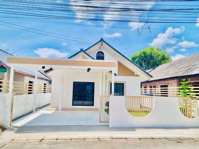 บ้านทำเลทอง #โซนแม่เหียะ ราคาพิเศษ 2.39 ล้าน #รีโนเวททั้งหลัง สภาพใหม่ พร้อมสวนสวย เหมาะกับทุกครอบครัว #ใกล้สนามบินเชียงใหม่ น้ำไม่ท่วม