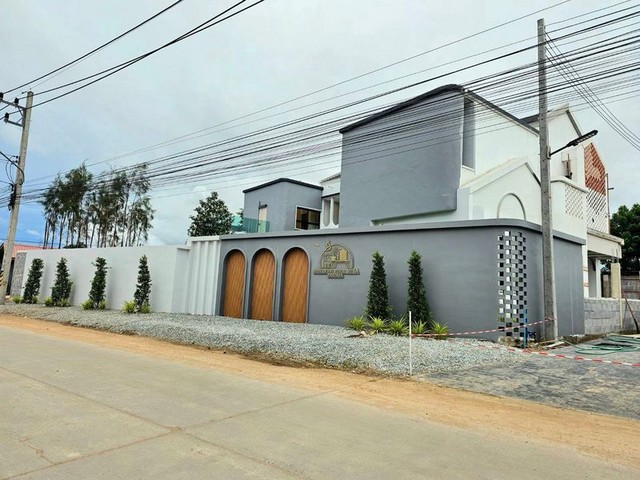 ให้เช่าพูลวิลล่าหรู พัทยา ห้วยใหญ่ เหมาะสำหรับทำธุรกิจ ใกล้หาด TP-H1721