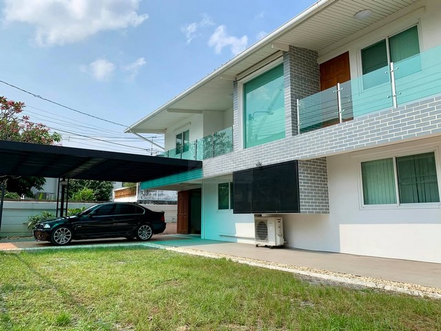 ให้เช่าบ้านเดี่ยว80 ตรว. เสนานิคม1 เลียบด่วน รามอินทรา ลาดปลาเค้า โชคชัย4 แต่งสวยสไตล์โมเดิร์น สภาพใหม่มาก เหมาะอยู่อาศัยหรือทำโฮมออฟฟิศ