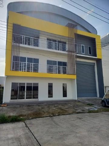 ให้เช่าอาคาร 3 ชั้น 538 ตร.ม. พร้อมโกดัง ย่านพุทธมณฑล สาย 5 สามพราน ใกล้วัดไร่ขิง