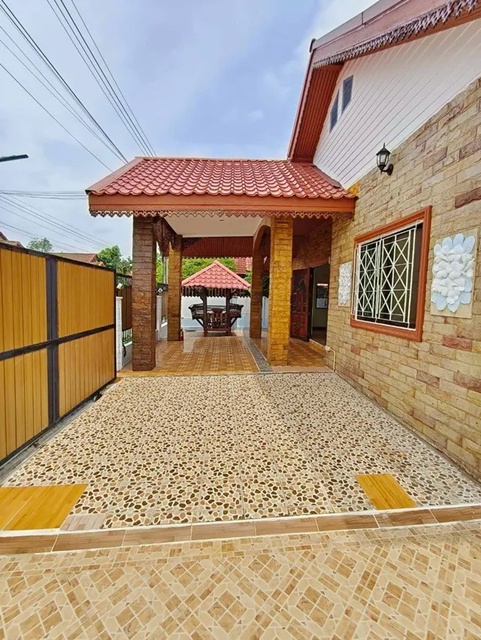ธัญบุรี ลำลูกกา คลอง 8 วัดดอนใหญ่ 200ม. ให้เช่าบ้านเดี่ยว รีโนเวทใหม่ 60 ตร.วา.240 ตร.ม. 3 นอน 3 น้ำ ตลาดชัชวาล คลอง 7 4.4 กม.