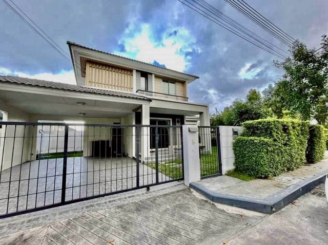 บ้านเช่าใกล้มอเตอร์เวย์ พัทยา บ้านเดี่ยว ไลฟ์ อิน เดอะ การ์เด้น โรงโป๊ะ TP-H1724