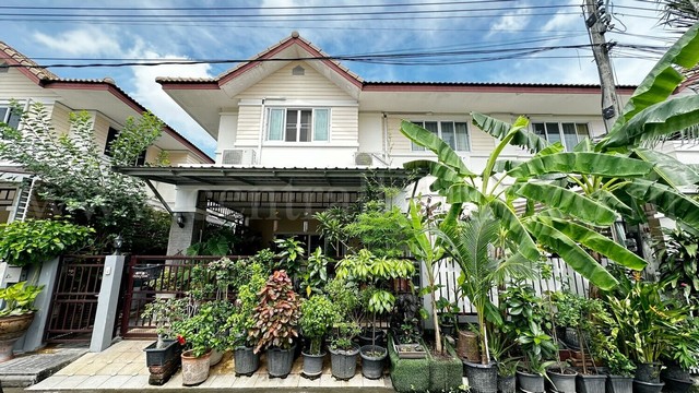 ลดราคา บ้านแฝด นันท์นรินทร์ ดอนเมือง - สรงประภา พร้อมอยู่