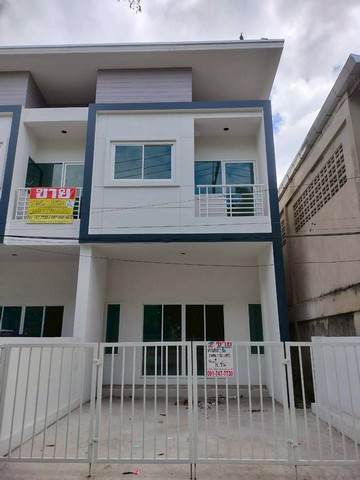 ขายทาวน์เฮ้าส์ 2 ชั้น 2 ห้องนอน 3 ห้องน้ำ ใจกลางเมืองมหาชัย ถนนเศรษฐกิจ เข้าซอยวัดทอง