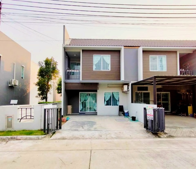 วงแหวน ราชพฤกษ์ 340 229ตร.ม. วัดสามง่าม บางบัวทอง 2.1 กม. เช่าทาวน์โฮมหรู 2 ชั้น แปลงมุม 29ตร.วา. พร้อมเฟอร์ เครื่องใช้ไฟฟ้า 3 นอน 2 น้ำ