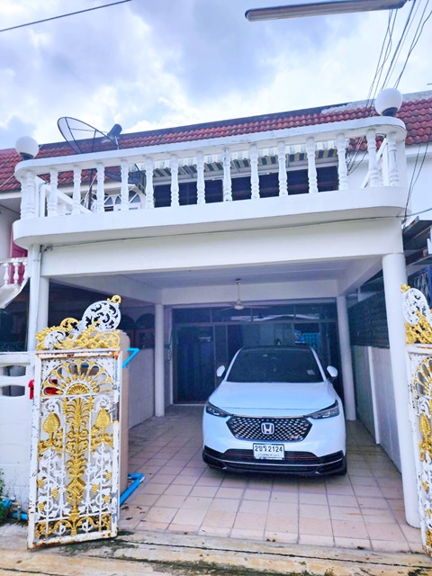ใหม่ กว้างขวาง สถานีกลางบางซื่อ ใกล้ ประชาชื่น6 ทำเลแยกสะพาน 99 3นอน ให้เช่าทาวน์เฮ้าส์ 2 ชั้น 25 ตร.วา 200 ตร.ม. . MRT เตาปูน 1.7 กม.