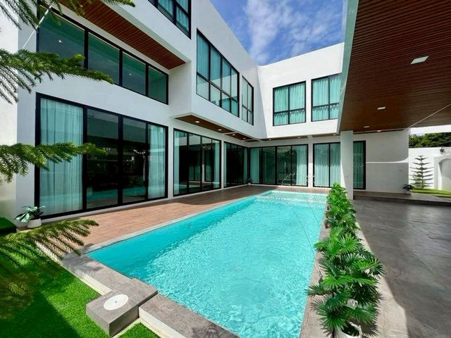 ให้เช่าพูลวิลล่า สร้างใหม่ ตกแต่งสวย ทำเลดี โซนแม่เหียะ