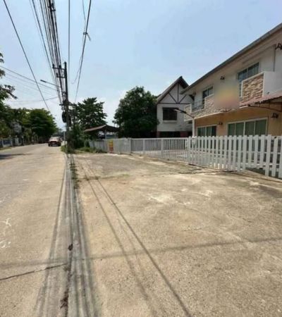 โฮมออฟฟิศ ใกล้แยกเทพปัญญา – รวมโชค(จากถนนใหญ่