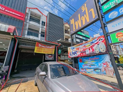 อาคารพาณิชย์ติดถนน 2 ชั้นครึ่ง 20 ตร.วา 3 ชั้น ทำเลดีที่สุดสำหรับค้าขาย ติดถนนโยธาธิการคูคต-คลองหลวง