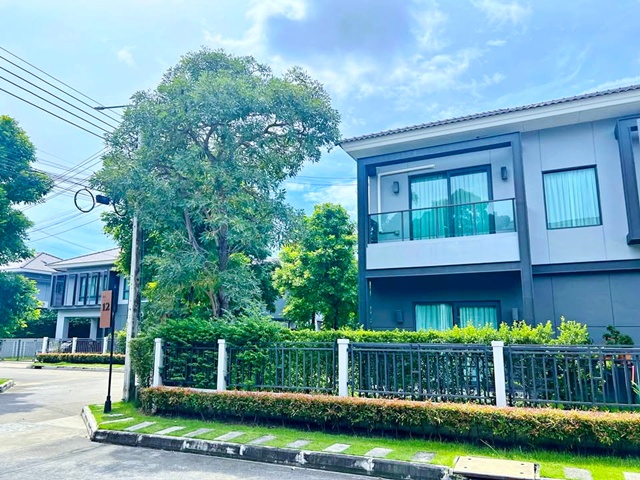 ราชพฤกษ์-แจ้งวัฒนะ ให้เช่าบ้านเดี่ยว 2 ชั้น 220 ตร.ม. โรบินสันราชพฤกษ์ 2กม. 54 ตร.วา. คฤหาสน์หรู 4 นอนสภาพใหม่ พร้อมเฟอร์ฯ 3 น้ำ