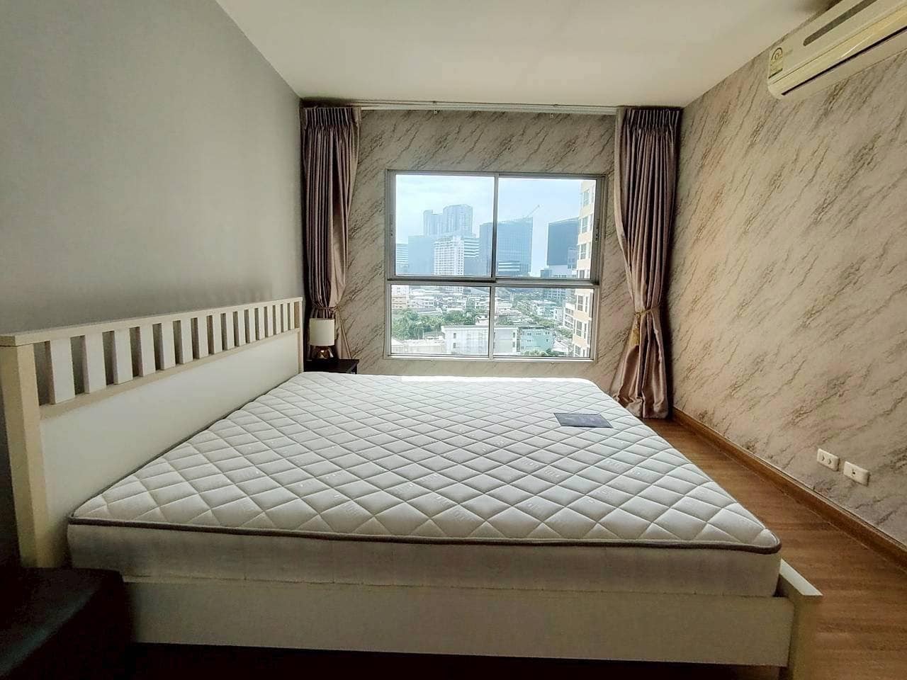 S and S Sukhumvit 101 safe convenient peaceful 11th floor Punnawithi BTS