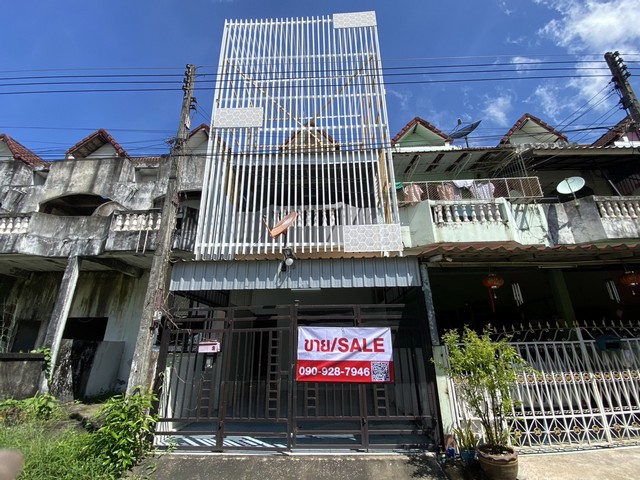 ขายด่วน ทาวน์เฮาส์ 3 ชั้น ใกล้สวนสาธารณะหนองบัว จ.อุดรธานี