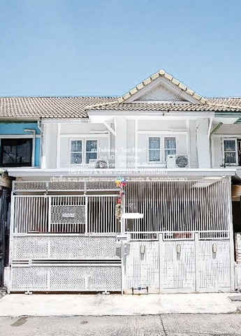 townhouse ทาวน์เฮ้าส์ 2 ชั้น พร้อมอยู่ (รีโนเวทใหม่) ใกล้ตลาดไทยสมบูรณ์ รังสิต คลองสาม ใหญ่ขนาด 0 Rai 0 NGAN 18 ตร.ว. 3 Bedroom 2 BATHROOM 1590000 THB เดินทางง่าย เป็นทาวน์เอ้าส์ 2 ชั้น พร้อมอยู่ที่มีการรีโนเวทใหม่เรียบร้อยแล้ว โดยตัวบ้านตั้งอยู่ในทำ