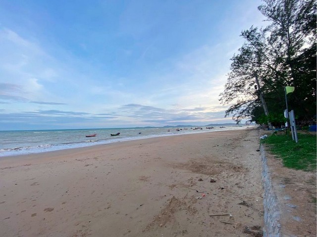 ขายที่ดินติดทะเล แปลงสวย ใกล้หาดพลา จ.ระยอง FP-L01459