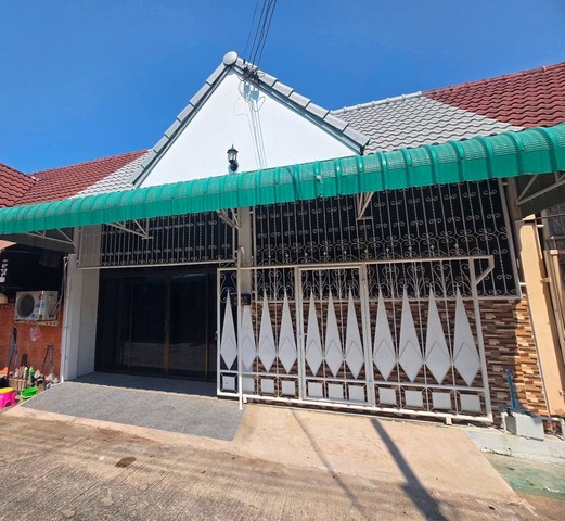 ทาวเฮาส์ชั้นเดียว บ้านเลขที่ 32/69 23 ตารางวา 3 ห้องนอน 2 ห้องน้ำ พร้อมเฟอร์