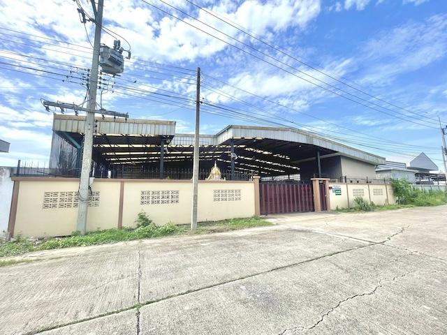 ขายโกดังออฟฟิศ200 ตร.ว.พร้อมห้องพักคนงานย่านลาดหลุมแก้วปทุมธานีถนน340 346ระบบไฟฟ้า3เฟส