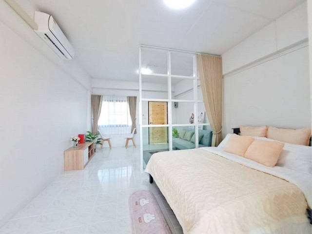 ขายห้องคอนโดวังสิงห์คำแมนชั่น ชั้น8 พื้นที่ 29ม. ลดเหลือ 990,000บ. ฟรีโอน ถูกกว่าประเมิน รีโนเวทใหม่ พร้อมเฟอร์ ต.ป่าตัน อ.เมือง เชียงใหม่
