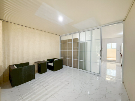 1-Bedroom Apartment for Rent near Chaweng Beach & Central Samui Only 1 km Away
