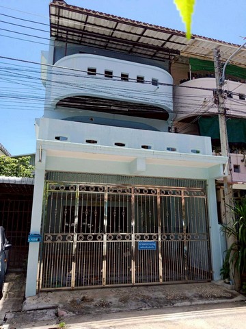 ขายด่วน ทาวน์เฮ้าส์ ห้องริม 3 ชั้น ทำเลดี ใกล้ อุทยานสวรรค์ The Walk นครสวรรค์ ZK586