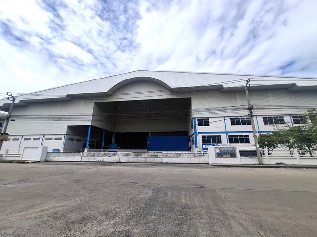 ให้เช่าโรงงานบางเสาธงสมุทรปราการ โกดัง/โรงงานให้เช่า พื้นที่สีม่วงอาคารรวม 5,508 ตร.ม.