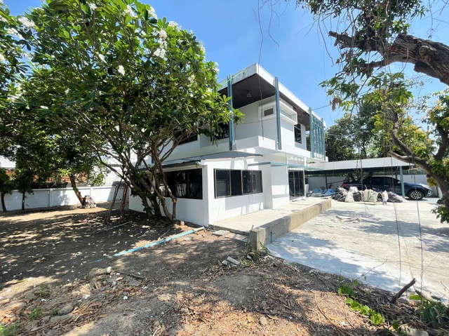 บ้านเดี่ยวรัชดาภิเษกซอย19 พื้นที่ 550 ตร.ม.6ห้องนอน ใกล้MRTรัชดา 1 กิโล