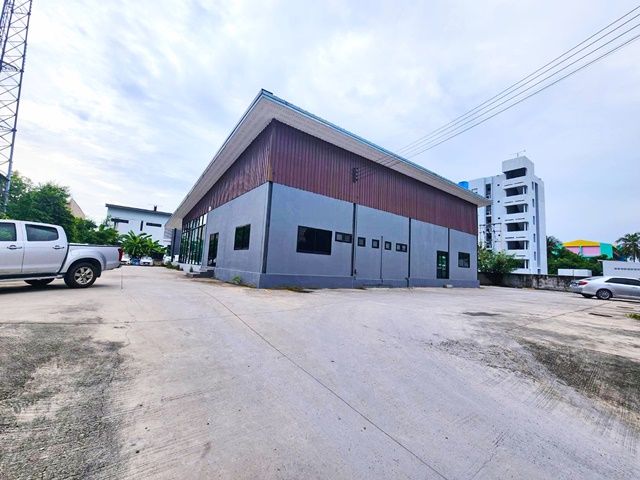 ตลาดหนองมน ให้เช่าอาคารสำนักงาน 502ตร.ม.5นอน เซ็นทรัล ชลบุรี 1.1 กม.อ่างศิลา ติดถนนใหญ่ 2 น้ำ ทำเลดี รพ.เอกชล 2 2.1 กม.
