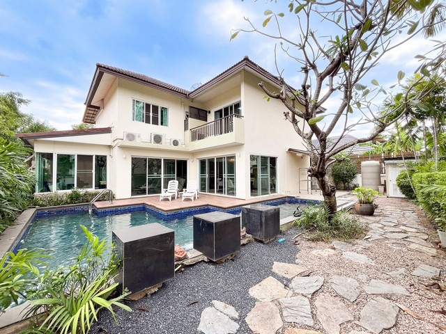 ให้เช่าบ้านเดี่ยว 2 ชั้น Villa Arcadia Srinakarin ที่ดิน 119 ตร.ว. พื้นที่ใช้สอยประมาณ 450 ตร.ม. พร้อมสระว่ายน้ำส่วนตัว