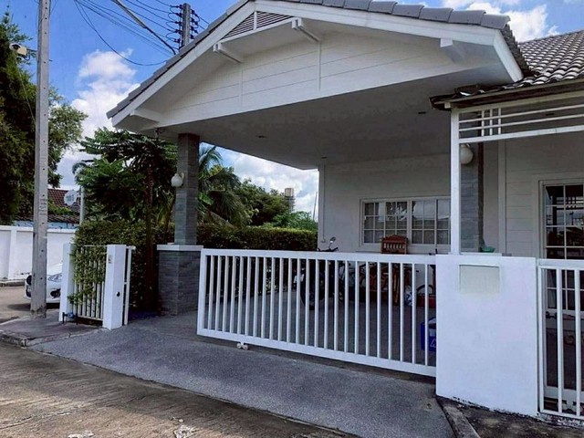 บ้านเดี่ยวชั้นเดียว แปลงหัวมุม ทำเลเยี่ยม ราคาดี โซนสันกำแพง