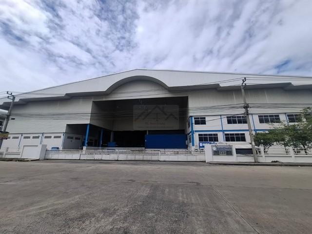 ให้เช่า โกดังขนาดใหญ่ เนื้อที่เกือบ 7 ไร่ 5,508 ตรม. บางนา-ตราด กม.23 ขาออก ผังพื้นที่สีม่วง