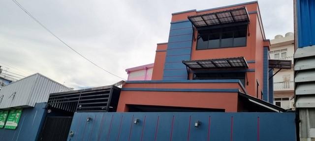 รหัสC6958 ให้เช่าบ้านเดี่ยว 3 ชั้น พระราม2 เอกชัย ถนนบางขุนเทียน บางบอน