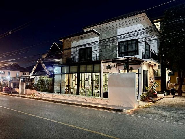 ขาย 16.5 ล้านบาท Apartment 3 ชั้น #อำเภอเมือง ใกล้ #สนามบินเชียงใหม่