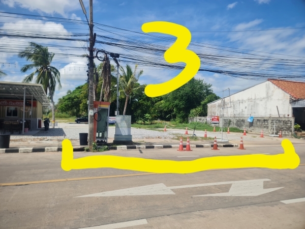 ที่ดินใจกลางเมืองร้อยเอ็ด ทำเลทอง ใกล้ชุมชน เดินทางสะดวกทำเลดี บนถนนกองพลสิบ ต.ในเมือง อ.เมือง จ.ร้อยเอ็ด 2