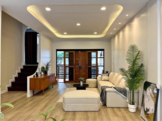 ให้เช่าทาวโฮม 6 ห้องนอน 4 ห้องน้ํา 4ชั้น พระโขนง, สุขุมวิท 71 ในซอย ปรีดีย์ ใกล้ BTS พระโขนง