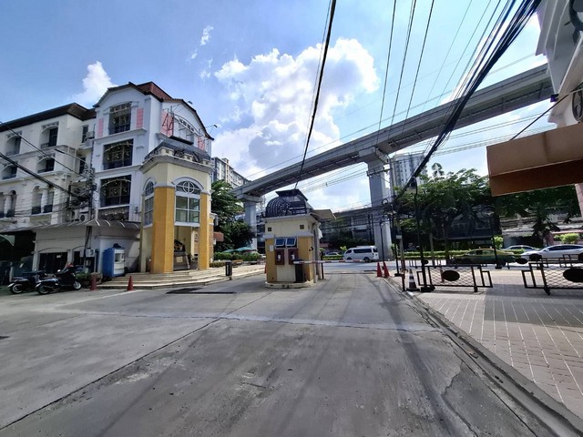 ให้เช่าโฮมออฟฟิศ4 ชั้น 23ตรว. ใกล้แยกรัชดา ลาดพร้าว ใกล้MRTสถานีลาดพร้าว300เมตร
