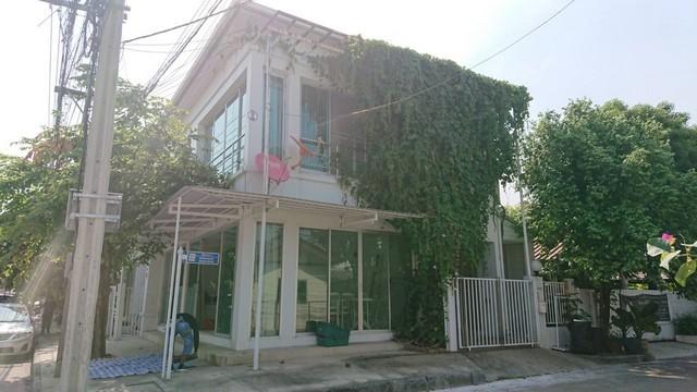 ให้เช่าบ้านเดี่ยว 2 ชั้น 60 ตร.ว. สัมมากร ซ.รามคำแหง 112 มีห้างแมคโคร และตลาดสดอยู่ในหมู่บ้าน