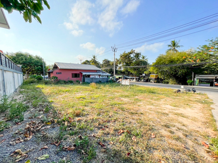Prime vacant land available for long-term lease on Koh Samui, located near Bo Phut’s Bon Kai intersection in