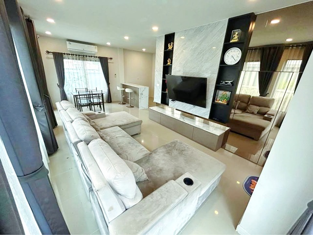 ม.กรุงเทพ รังสิต 3.2กม. 4นอน ซ.บงกช31-37 เช่าบ้านเดี่ยว 2 ชั้น 50ตร.ว. 200ตร.ม. 3น้ำ ตลาดคลองหลวง 2กม.ขาย-