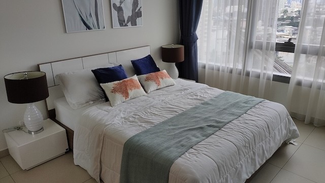 The Lofts Ekamai Private comfortable secure 15th floor BTS Ekkamai