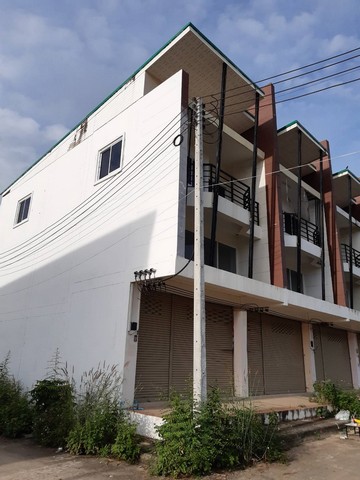 ขายอาคารพาณิชย์ 3 ชั้น 2 คูหา ติดถนนจันทบุรี-สระแก้ว อ.สอยดาว จ.จันทบุรี