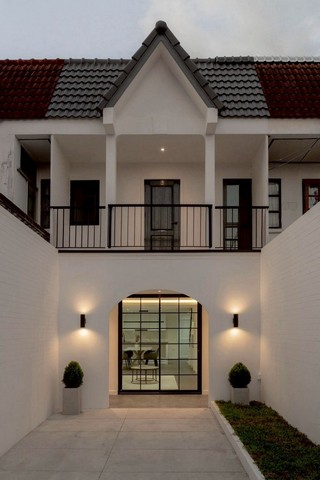 ทาวน์โฮม 2 ชั้น รีโนเวทใหม่ โมเดิร์นคลาสสิค เงียบสงบ โซนเจ็ดยอด
