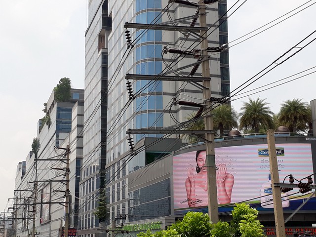 Office อาคารสวนลุมไนท์บาซ่า 1 Bedroom 1 BR 0 Rai 0 NGAN 1 ตาราง-วา 27500 BAHT ทำเลทอง