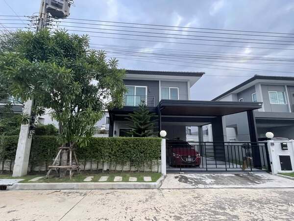 ขายบ้านเดี่ยวหรู 2 ชั้น – Centro พหลโยธิน–วิภาวดี 2 ทำเลทอง ใกล้ฟิวเจอร์พาร์ครังสิต เดินทางสะดวก เข้า–ออกได้หลายเส้นทาง
