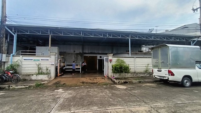 ขายโรงงานผลิตอาหาร มาตรฐาน อย. ลำลูกกา 53 ปทุมธานี พื้นที่ 760 ตรม. สภาพใหม่พร้อมเริ่มงานทันที
