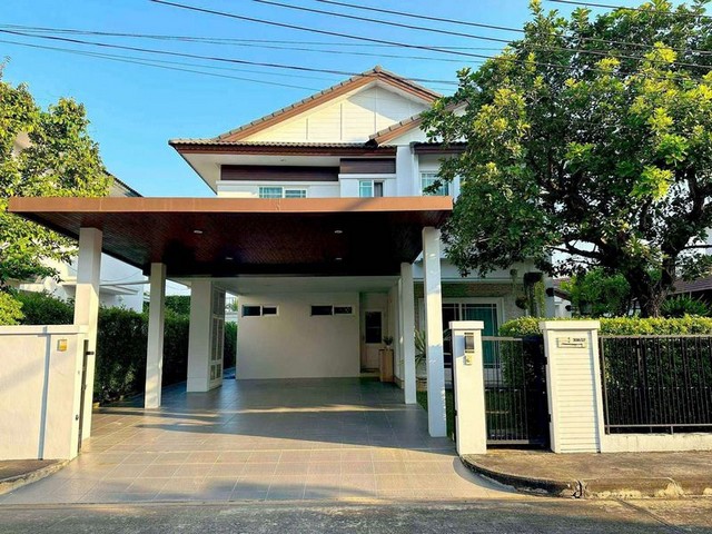 บ้านหลังใหญ่ พื้นที่กว้าง บรรยากาศดี สีวลีเลควิว