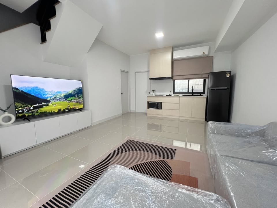 Pleno Sukhumvit Bangna 2 Townhome nice private Mega Bangna
