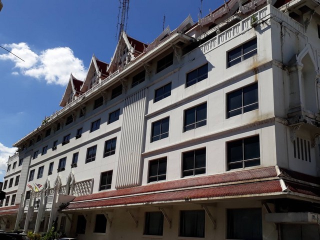 สำนักงาน อาคารตึกไทย 1 ไร่ 0 งาน 1 ตรว. 1BEDROOM1น้ำ 28000 BAHT. ไม่ไกลจาก - น่าอยู่มาก กรุงเทพ