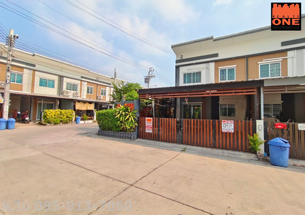 ขาย ทาวน์โฮม ไลโอ บลิสซ์ ลาดกระบัง-ฉลองกรุง ห้องมุม